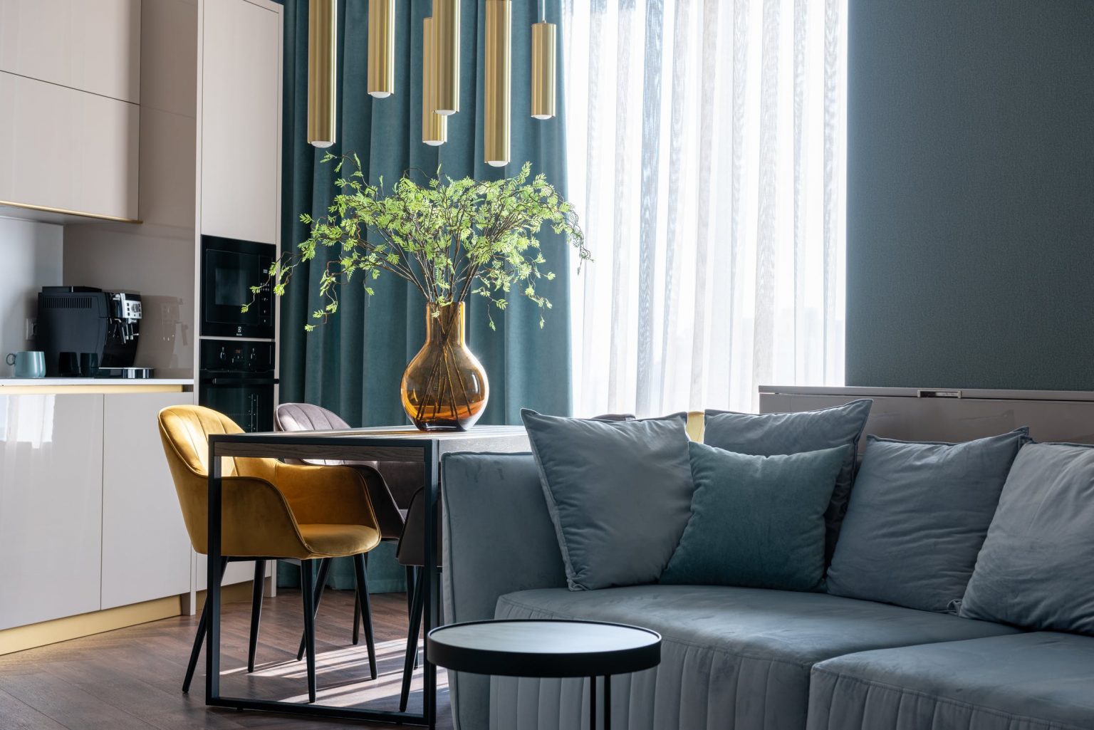Moderne design meubelen van Bree's New World met tijdloos ontwerp en topkwaliteit afwerking voor een chique interieur